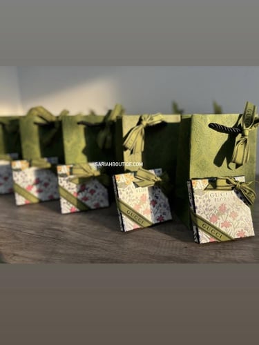 توزيعات قوتشي فلورا