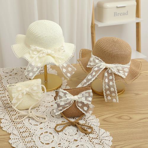 قبعة اطفال بشريطة قلوب