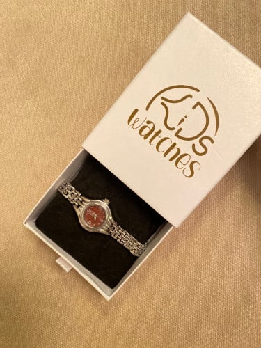 ساعة مواليد