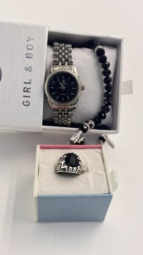 طقم ساعة فضي واسود