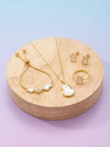 طقم الارنوب للمواليد والاطفال