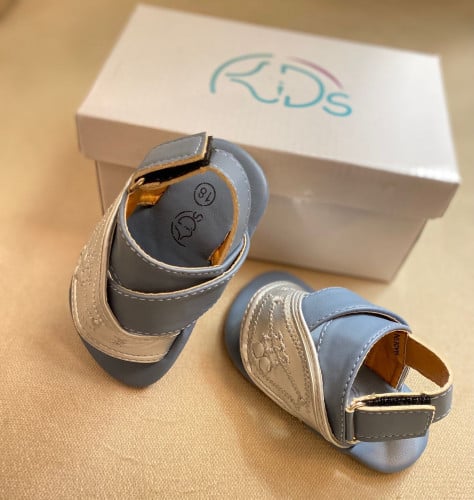 نعال زبيري للاطفال بلونه الأزرق السماوي