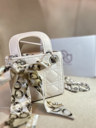 شنطة بنات أطفال