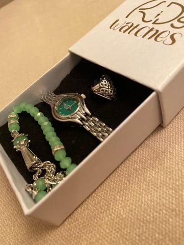 طقم ساعة مواليد اخضر