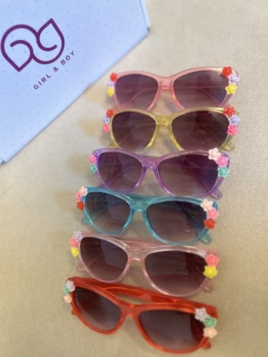 نظارة الوردة اللطيفة