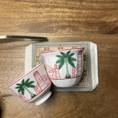 فنجان كرم حجم كبير