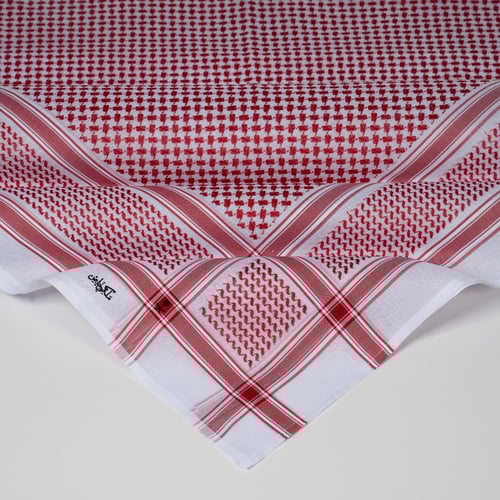 عرض ثلاث أشمغة ملكي خاص 2026