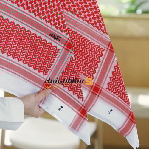 شماغ ملكي كلاسيك احمر دم الغزال