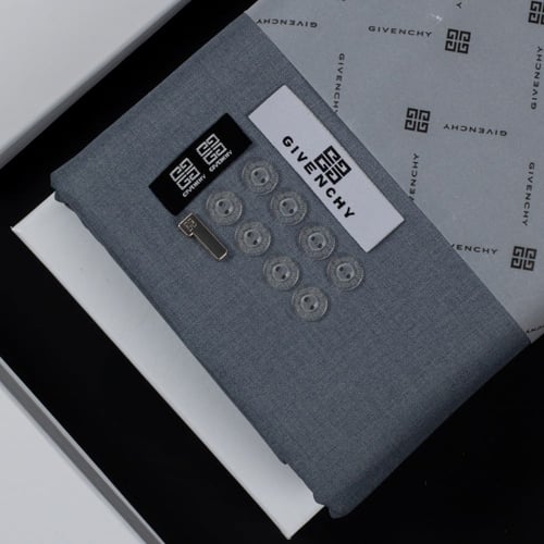 قماش جيفنشي شتوي سلفر اصدار 2025