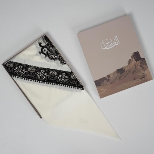 غترة الفارس مطرز شتوي نجد