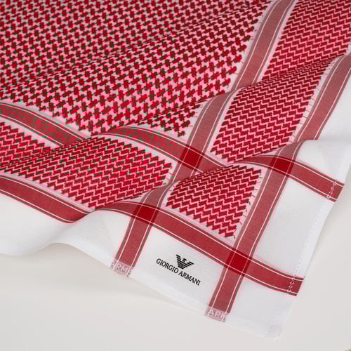 شماغ جورجيو أرمني 2025