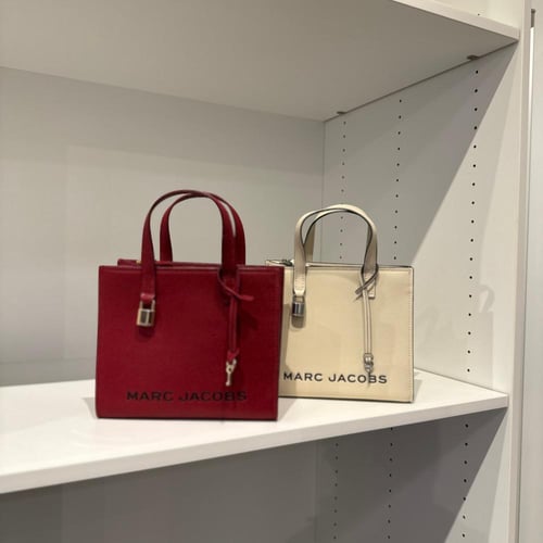 شنطة مارك جيكوبز الحجم الصغير