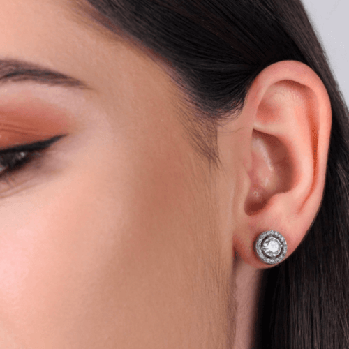 حلق ماركة لوكا بارا بزركون أبيض أنيق ولمسة راقية