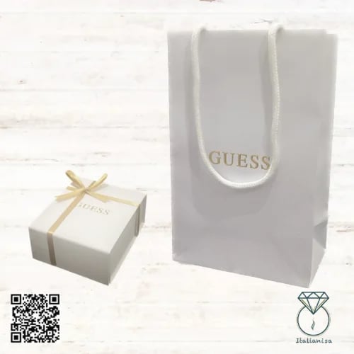 حلق جيس فضي بالكرستال من براند Guess