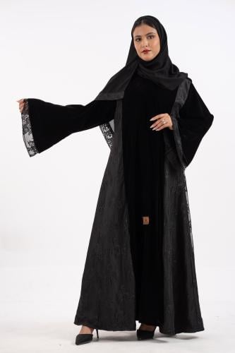 عباية نرجس مخمل مع دانتيل فرنسي