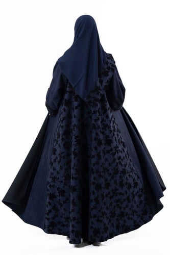 عباية شتوية بتدخيلات جاكار برسم فاينل من الامام وا...