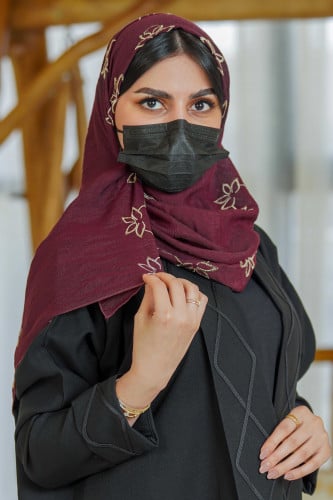 طرحة Z14 لون عنابي بتطريز ذهبي