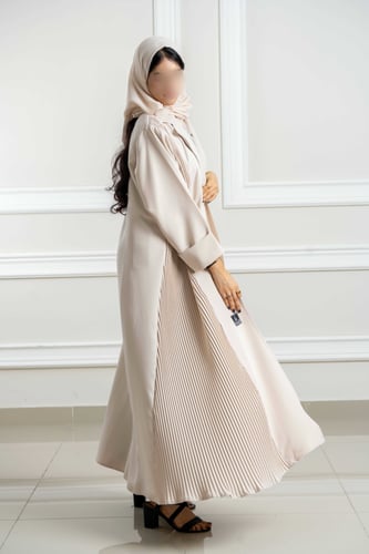 عباية بيج كلوش مع تدخيلات كسرات من الأمام