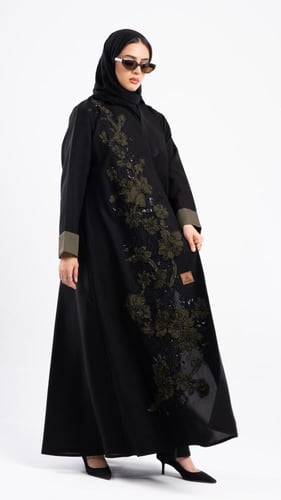 عباية وهاجة باللون الزيتي