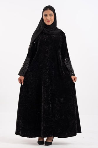 عباية أفنان باللون الاسود