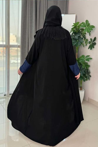 عباية ناعمة بياقة واكمام كحلي مع كرستال ع الكم