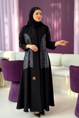 عباية كلوش بتدخيلة جاكار كحلي