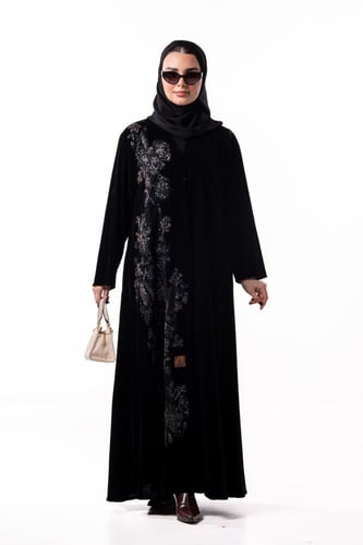 عباية غيمة بمخمل شتوي