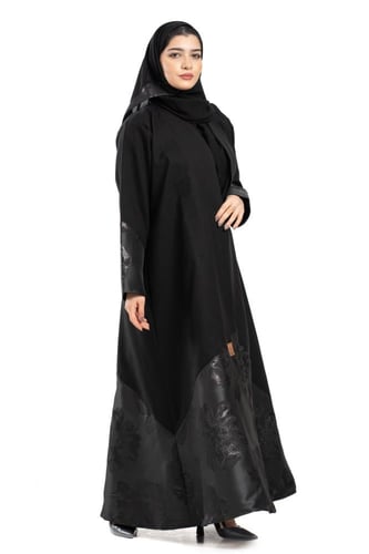عباية همس بقماش جاكار اسود