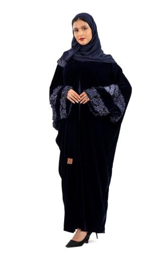 عباية مرام مخمل كحلي بورد وترتر