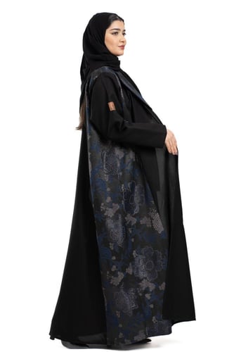 عباية نائله بتدخيلة قماش جاكار كحلي