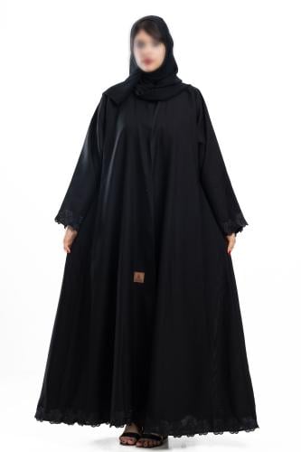 عباية سكون كلوش بتطريز اسود مع كرستال