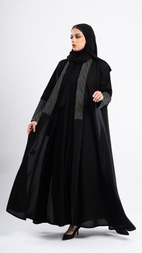 عباية نهى مزينة بقماش جاكار زيتي مع قيطان