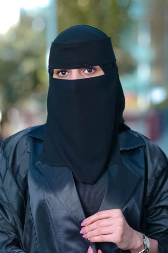 نقاب جنز ملكي ب 1 مطاط وسط