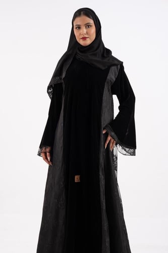 عباية نرجس مخمل مع دانتيل فرنسي