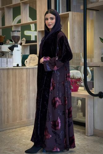 عباية غلا بقماش مخمل بنفسجي داكن