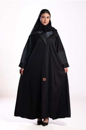 عباية الصفا بتدخيلة قماش جاكار من الخلف