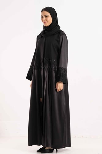 عباية إيلاف مطرزة مع شك خرز