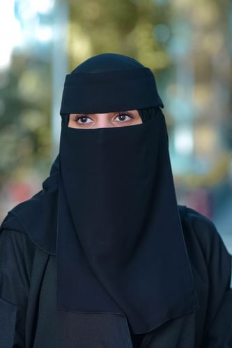 نقاب جنز ملكي كبير ب1 مطاط مبطن بقماش