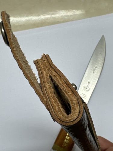 ام شوكه الألمانيه مقاس 13 وسط مكوكبه فضه بجراب جلد