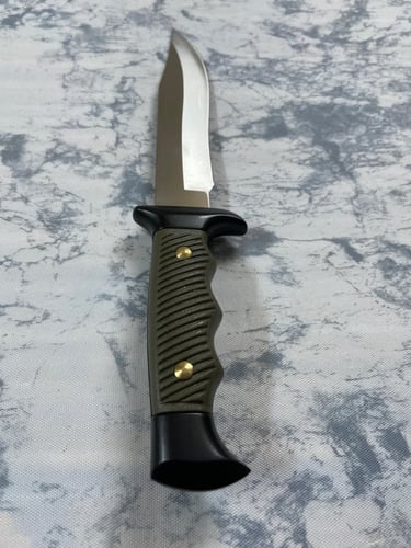 سكين جيشيه صناعه اسبانيه عاليه الجوده