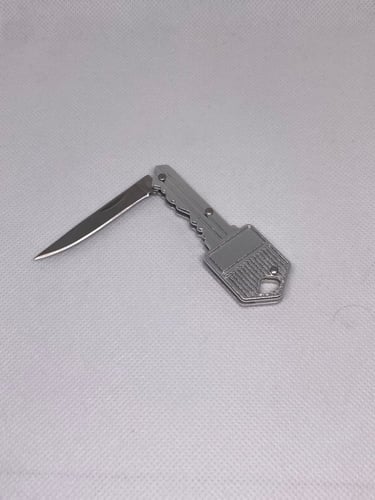 مفتاح سكين صناعه باكستانيه