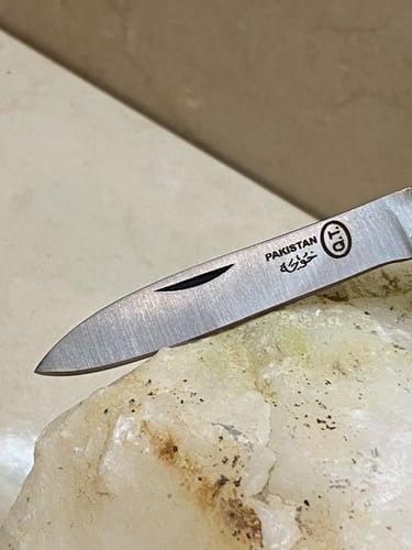 سكين ميداليه باكستاني معدن استيل لون اسود