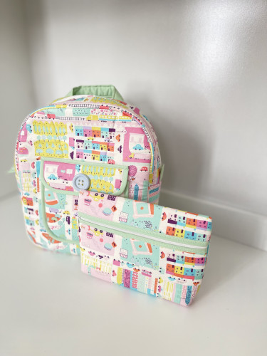 شنطة ومقلمة