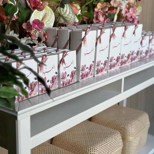 بكج 50 قطعه. 25فواحه بعدة روائح منعشه 25تعليقة حجر...