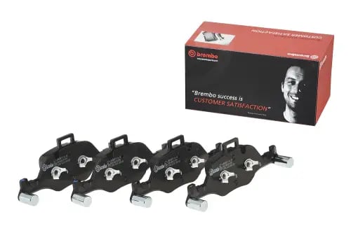 فحمات أمامية Brembo P 06 107