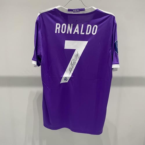 تيشيرت ريال مدريد نهائي 2017 بتوقيع رونالدو