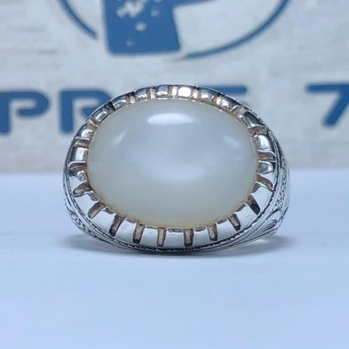 خاتم فضة بحجر القمر صياغة فاخرة عيار 925