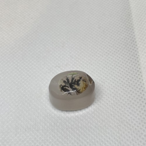 حجر عقيق مشجر قبة