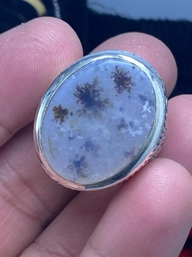 خاتم فضة صياغة RB عيار ٩٢٥ بنقش حديث من تصميمنا، م...