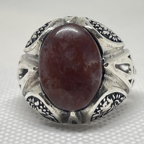 خاتم عقيق يماني مشجر ب صياغة مميزة برتاش مع منشار...